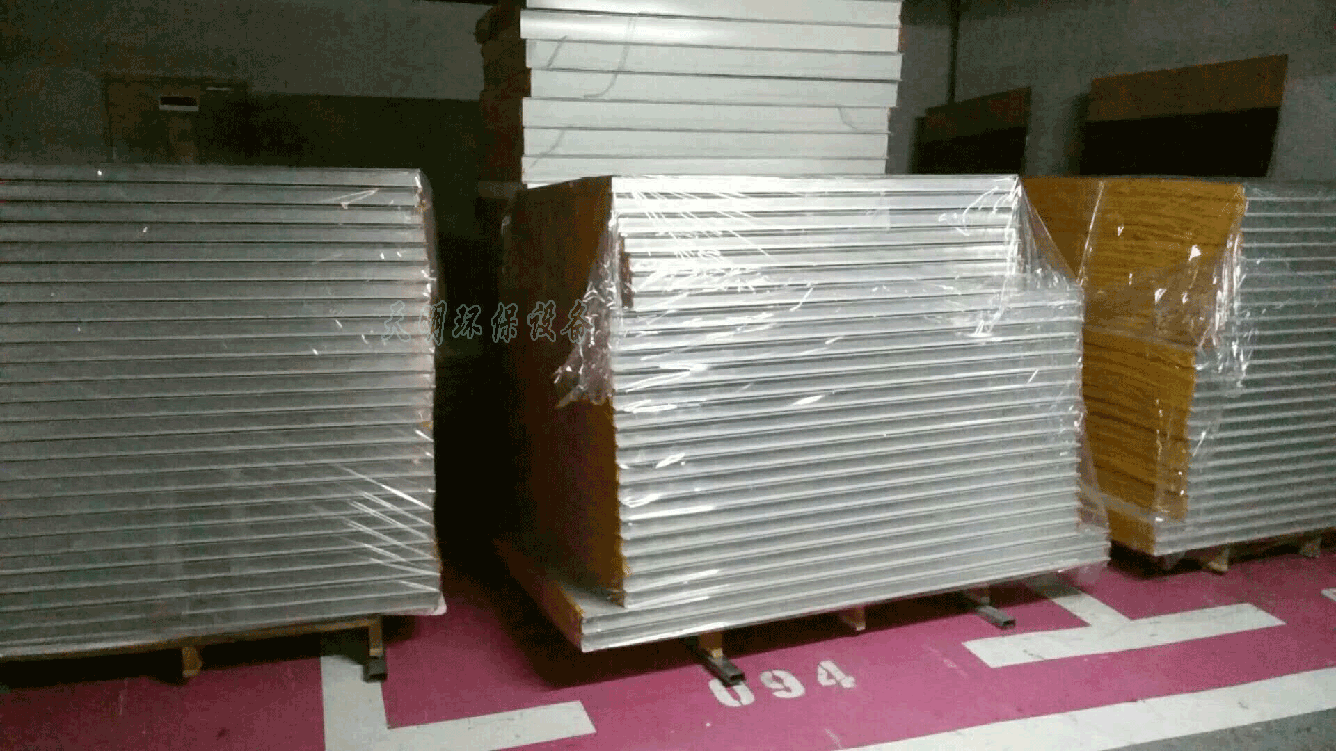 万科楼顶隔音房设备施工现场